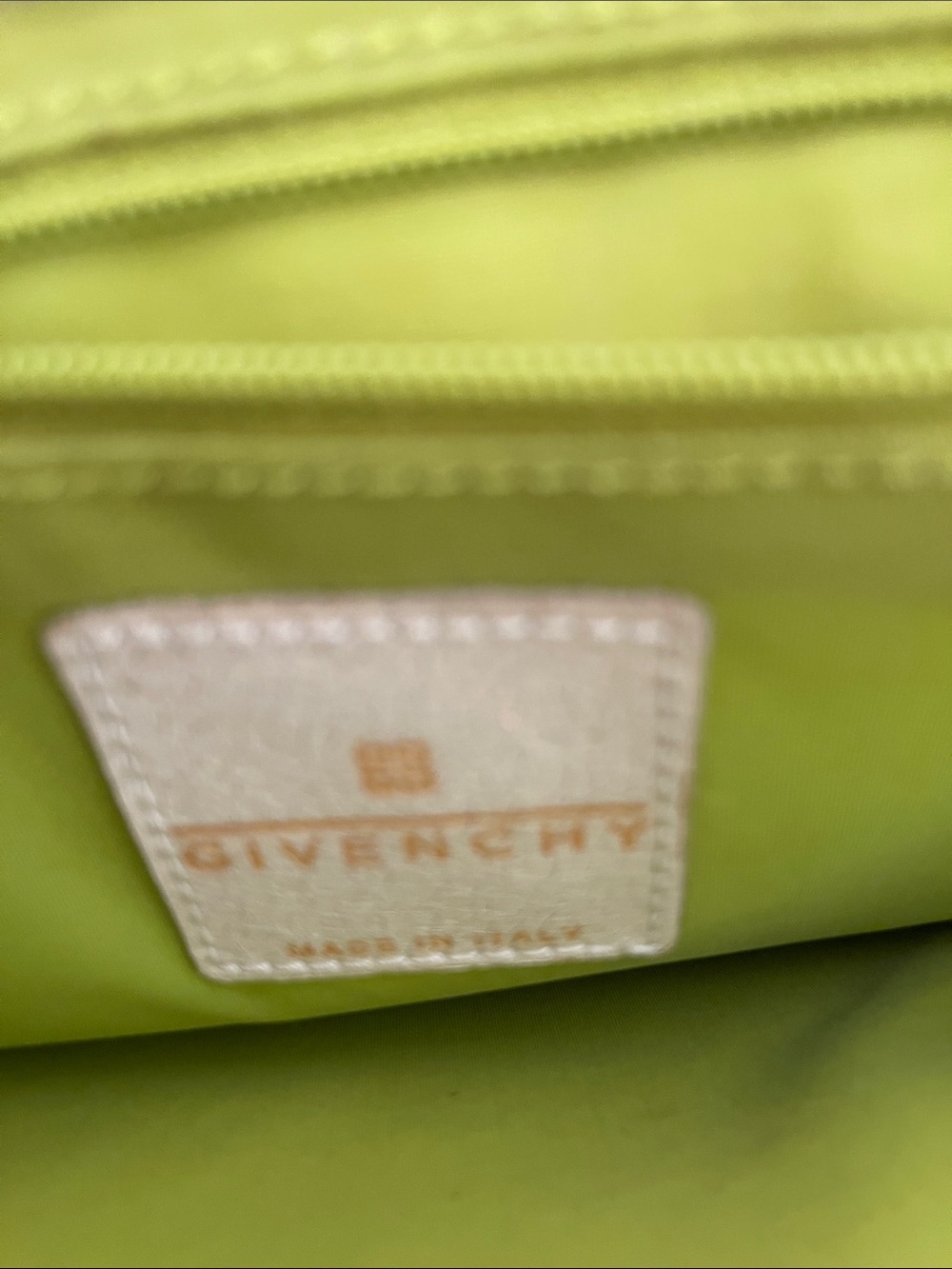 Givenchy Cream Leather Shoulder Bag with Gold Accent REHAB BAG-Project - Picture 4 of 6